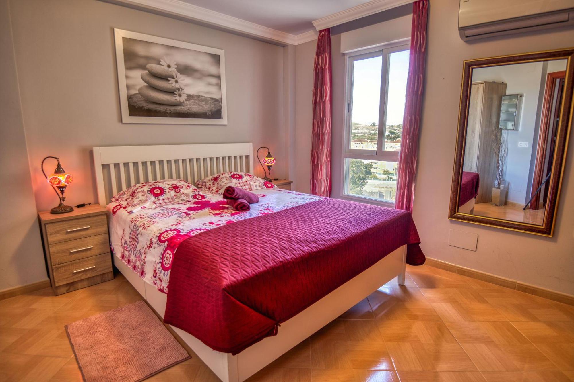 Costa Hollandia * Algarrobo Costa